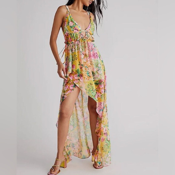 For Love And Lemons Dresses & Skirts - NWT L For Love and Lemons Floral Yellow Maxi Dress Madison V Neck Bodysuit